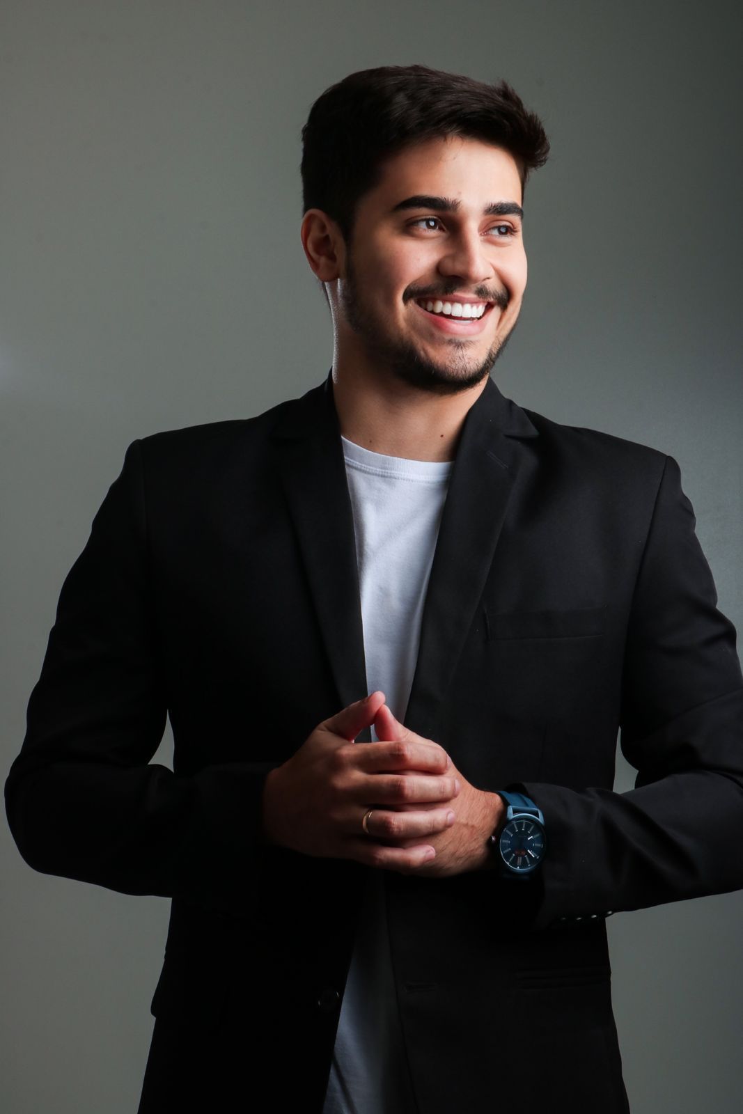 Dr. Gabriel Valcik Ferres